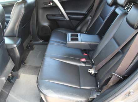 Toyota - RAV 4
