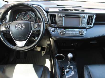 Toyota - RAV 4
