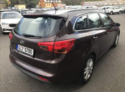 Kia - Cee'd