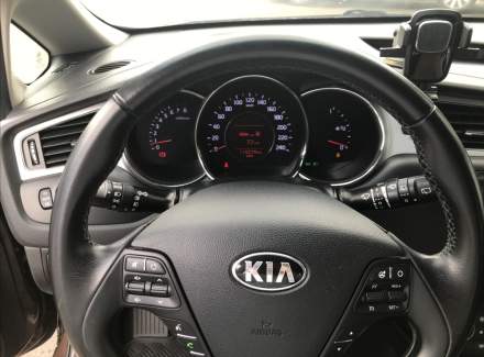 Kia - Cee'd