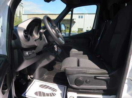 Mercedes-Benz - Sprinter