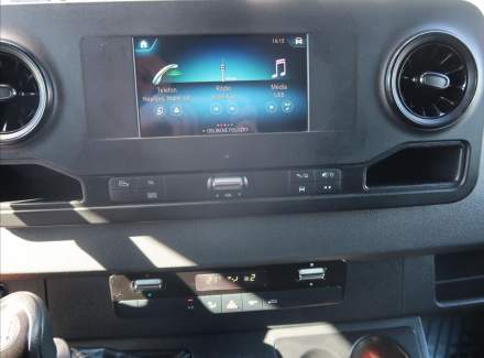 Mercedes-Benz - Sprinter