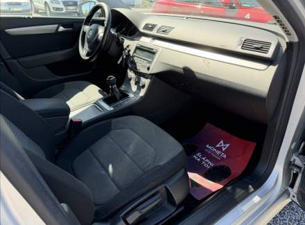 Volkswagen - Passat