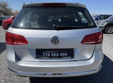 Volkswagen - Passat