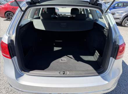 Volkswagen - Passat