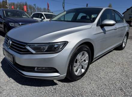 Volkswagen - Passat