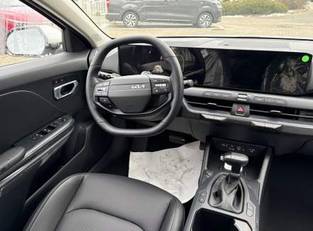 Kia - K4