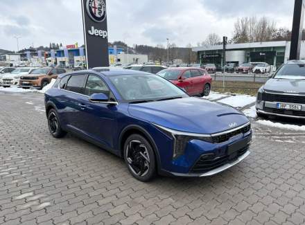 Kia - K4