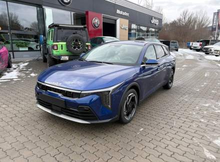 Kia - K4