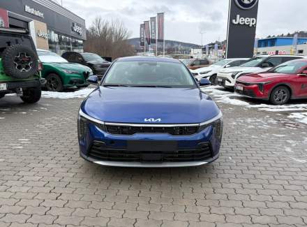 Kia - K4