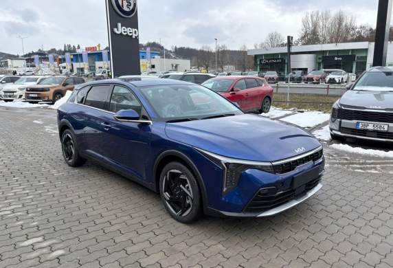 Kia - K4