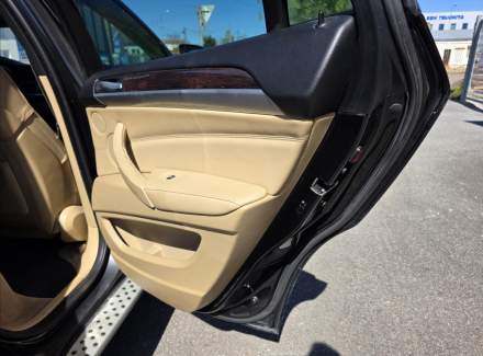 BMW - X6