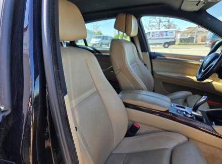 BMW - X6