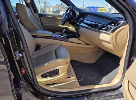 BMW - X6