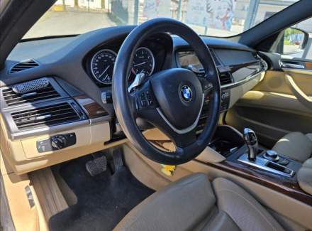 BMW - X6