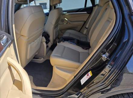 BMW - X6