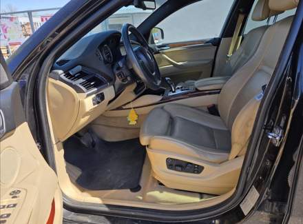 BMW - X6