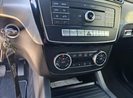 Mercedes-Benz - GLE