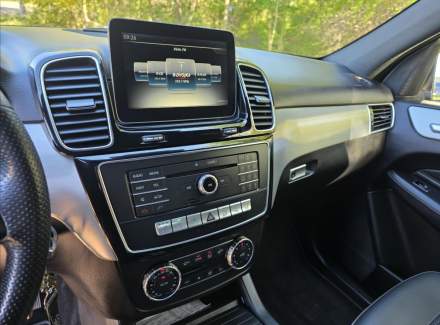 Mercedes-Benz - GLE