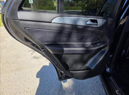 Mercedes-Benz - GLE