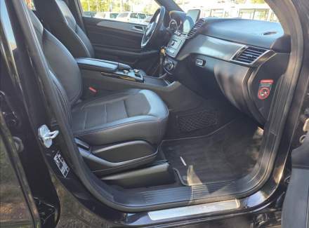 Mercedes-Benz - GLE