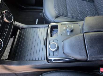 Mercedes-Benz - GLE