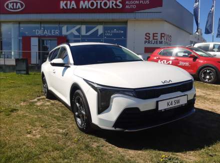 Kia - K4