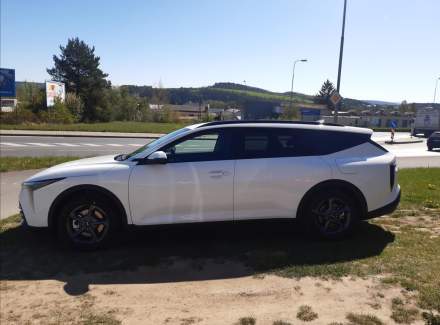 Kia - K4