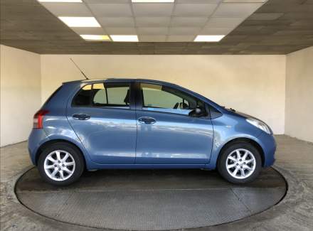 Toyota - Yaris