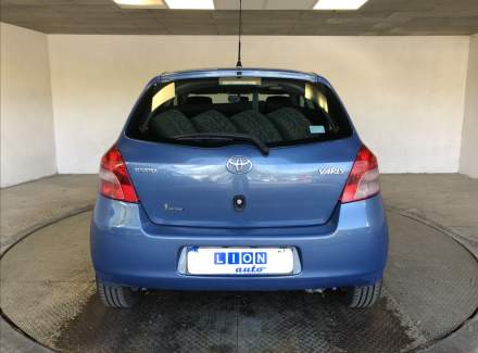 Toyota - Yaris