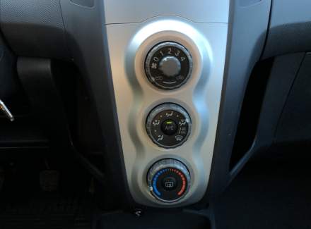 Toyota - Yaris