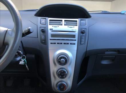 Toyota - Yaris