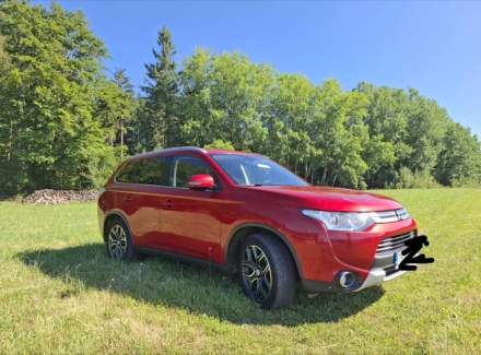 Mitsubishi - Outlander