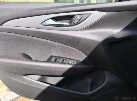 Opel - Insignia
