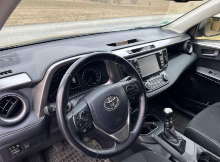 Toyota - RAV 4