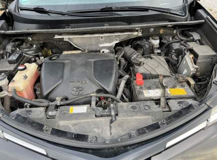 Toyota - RAV 4