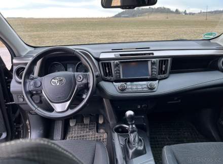 Toyota - RAV 4
