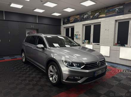 Volkswagen - Passat