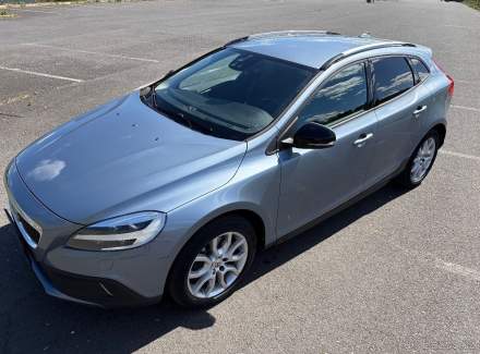 Volvo - V40
