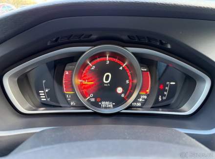 Volvo - V40