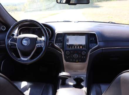 Jeep - Grand Cherokee