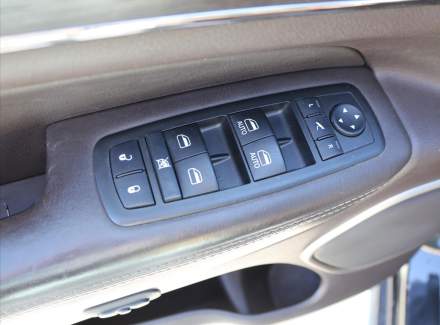 Jeep - Grand Cherokee