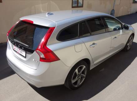 Volvo - V60
