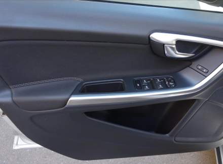 Volvo - V60