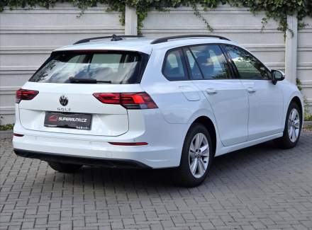 Volkswagen - Golf