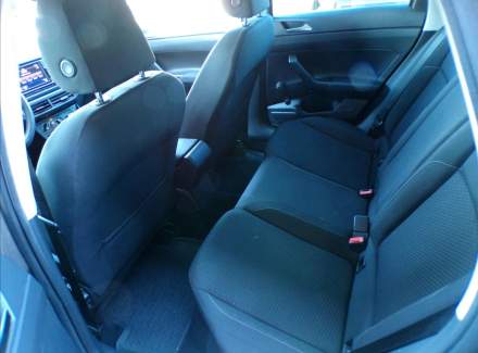 Volkswagen - Polo