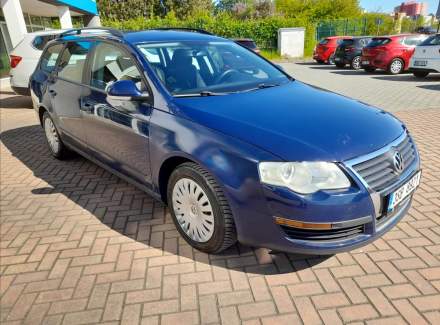 Volkswagen - Passat