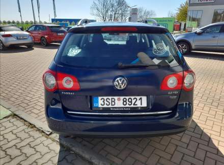 Volkswagen - Passat