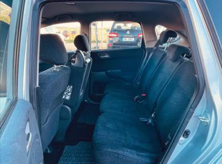 Honda - FR-V
