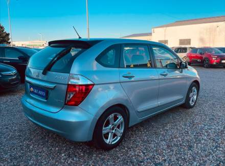 Honda - FR-V